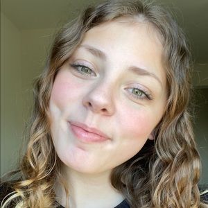 Meet your Posher, Macy